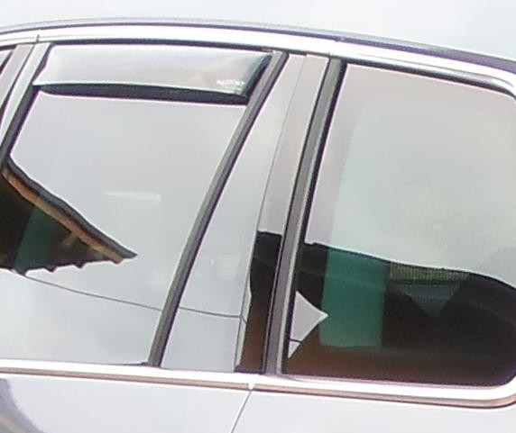 2028 Вітровики задні