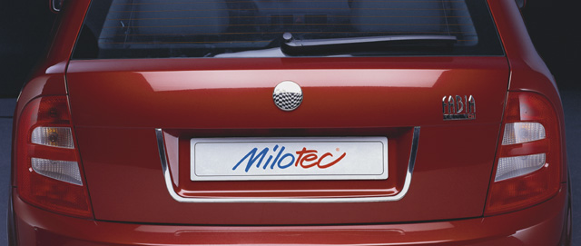 76200 Декоративна рамка заднього номерного знака