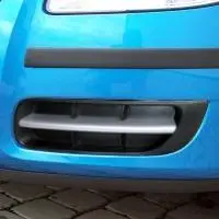 Накладка повітрозабірника переднього бампера