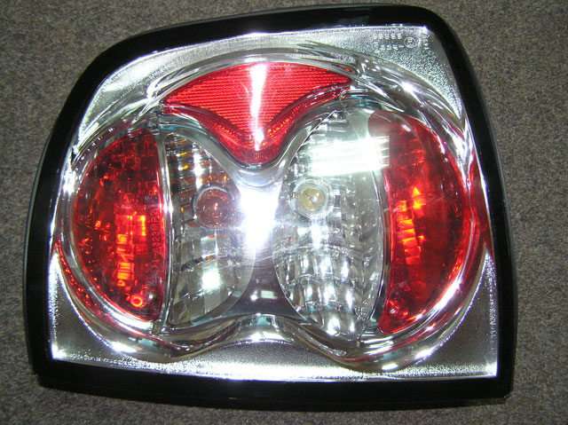 39201 Задні ліхтарі