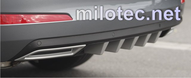 36770415 Накладка на задній бампер