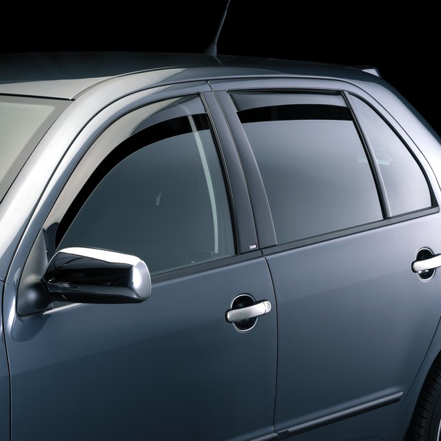 031739 Вітровики передні