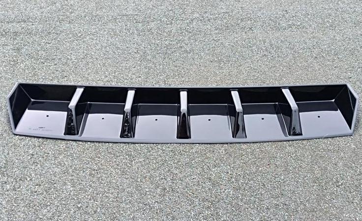 3677040 Накладка на задній бампер