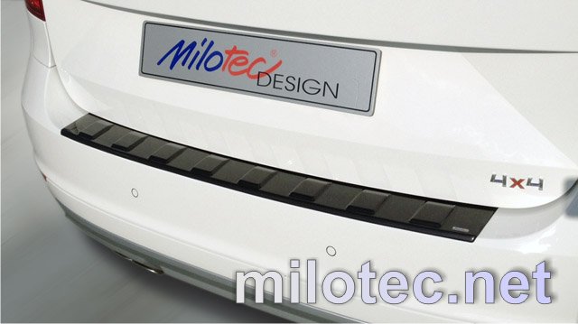 85704 Накладка заднього бампера