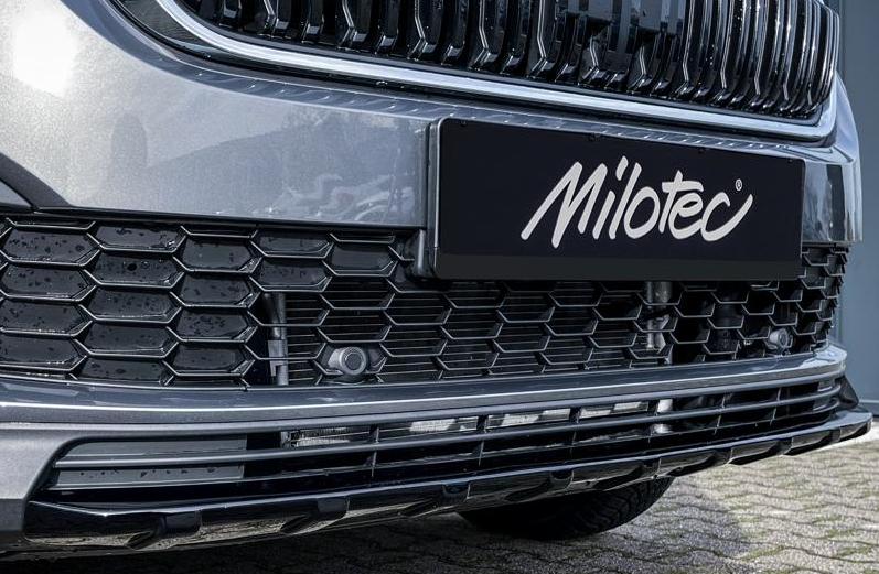 97104 Накладка переднього бампера