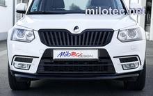 Накладка переднього бампера thumbnail 1