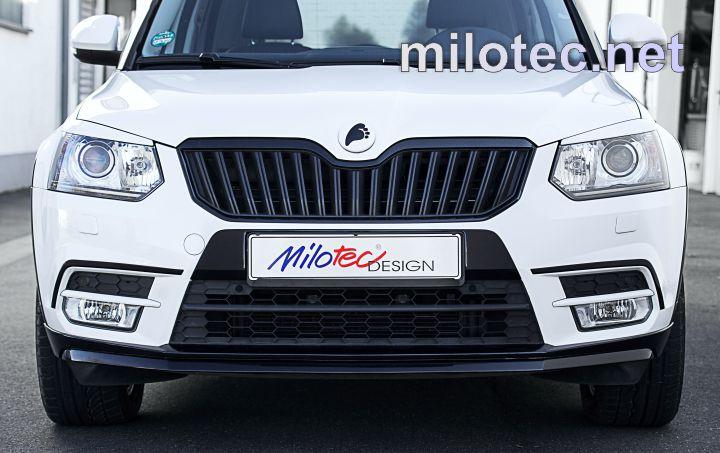 82804 Накладка переднього бампера