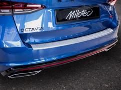 Накладка заднього бампера thumbnail 1