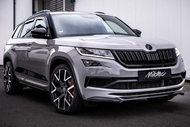 97304 Накладка переднього бампера