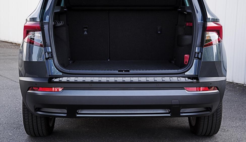 285704 Накладка заднього бампера